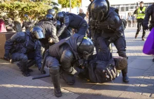 Επιστράτευση στη Ρωσία: Βαρύτερες ποινές για τους λιποτάκτες – Τουλάχιστον 700 συλλήψεις διαδηλωτών