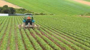 Πρωτοβουλίες προς όφελος των αγροτών αναλαμβάνει η ΕΕ – Τις προτάσεις χαιρέτισε ο Λ. Αυγενάκης