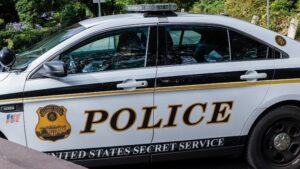 ΗΠΑ: 4 νεκροί, ανάμεσά τους μία έφηβη και τουλάχιστον 5 τραυματίες από επίθεση άνδρα με μαχαίρι στο Ιλινόι