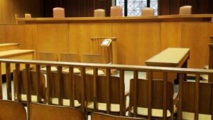 Ένωση Δικαστών – Εισαγγελέων: Ανησυχία για «τα λαϊκά δικαστήρια»