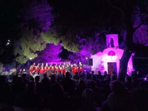 Δήμος Παιανίας: Καθήλωσε το κοινό η κατανυχτική συναυλία με ύμνους για το Πάσχα