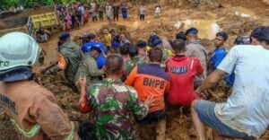 Ινδονησία: Στους 67 ανήλθε ο αριθμός των νεκρών από τις πλημμύρες