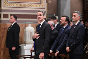 Στη Μητρόπολη Αθηνών παρέστη ο Πρωθυπουργός για την Ακολουθία των Παθών