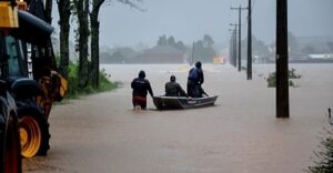 Πλημμύρες στη Βραζιλία: 78 νεκροί, 105 αγνοούμενοι, κούρσα με τον χρόνο για να σωθούν ζωές