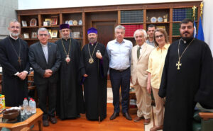 Επίσκεψη του Πατριάρχη Κωνσταντινουπόλεως της Αρμενικής Αποστολικής Εκκλησίας στον Περιφερειάρχη Κρήτης