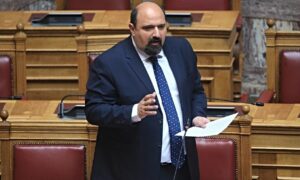 Ραγδαίες εξελίξεις: Παραίτηση Τριαντόπουλου