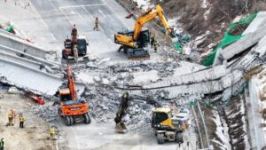 Νότια Κορέα: Τουλάχιστον 2 νεκροί εξαιτίας της κατάρρευσης οδικής γέφυρας